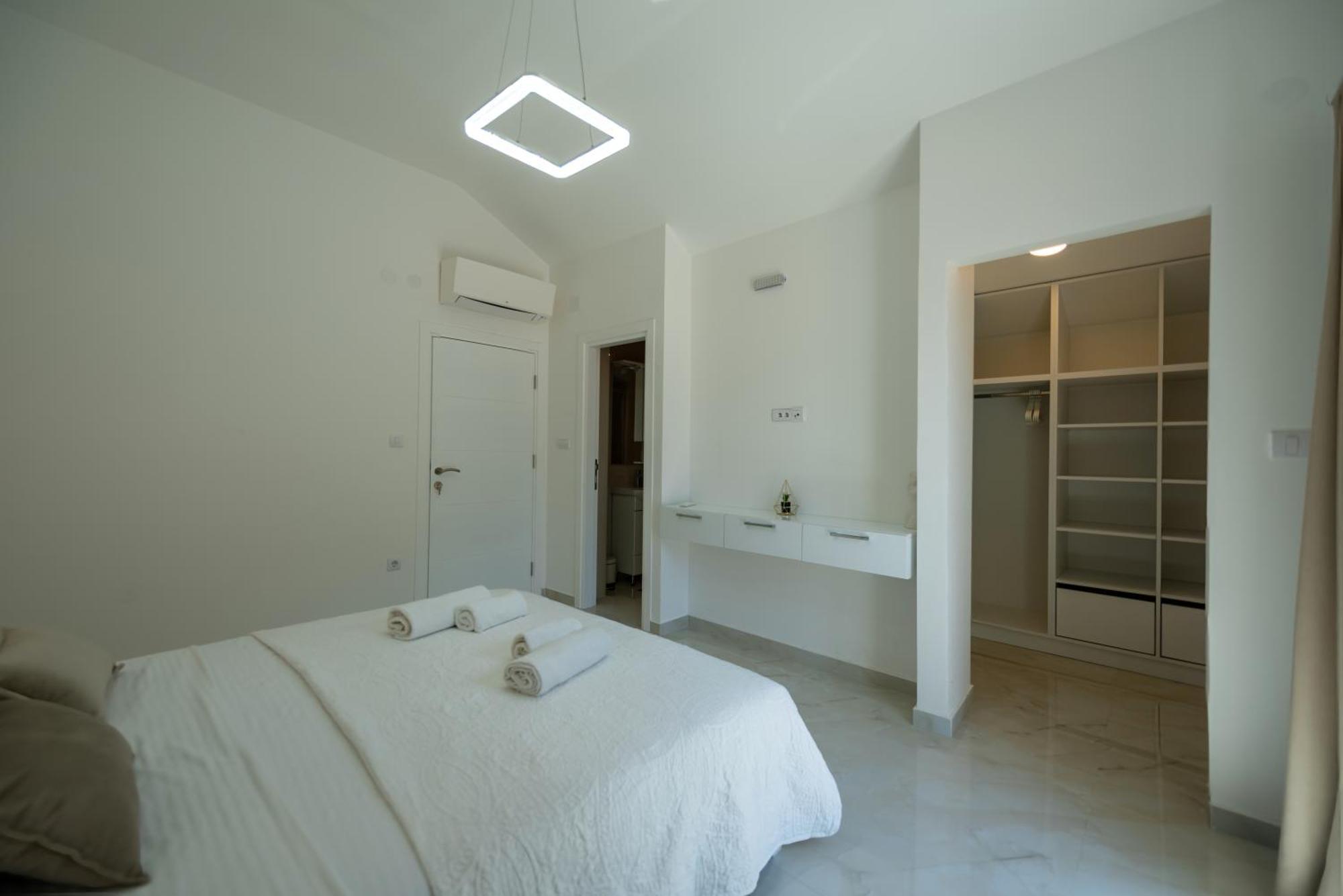 The Golden Luxury Apartments Котор Экстерьер фото